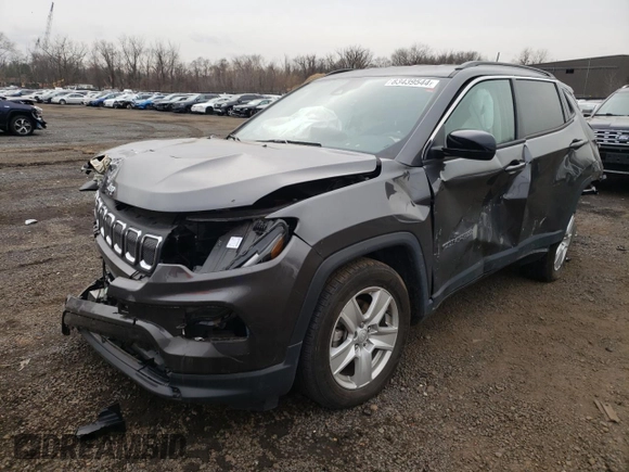 2022 Jeep Compass North with VIN 3C4NJDBB6NT203378, listed as a Copart auction lot 83439544 with 17,014 mi miles and Salvage Title. Bid and sale history available at DreamBid. Image 1.