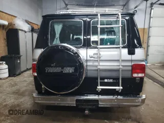 1988 Chevrolet Chevy Van z VIN 2GBEG25K2J4137750, wystawiony jako Copart lot #89310475 z przebiegiem 26 823 mil mil oraz Szkoda całkowita • Salvage title. Historia ofert i sprzedaży dostępna na DreamBid. Obrazek 6.