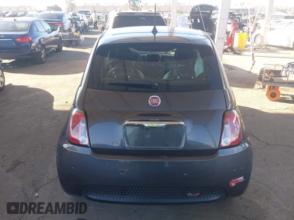 2018 FIAT 500e with VIN 3C3CFFGE7JT377434, listed as a IAAI auction lot 41670411 with 30,593 mi miles. Bid and sale history available at carsss.com. Image 16.