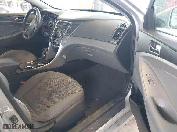 2011 Hyundai Sonata GLS PZEV with VIN 5NPEB4AC2BH128911, listed as a IAAI auction lot 41784564 with 138,458 mi miles. Bid and sale history available at carsss.com. Image 5.