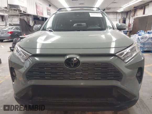 2019 Toyota RAV4 XLE with VIN JTMP1RFV2KD028137, listed as a IAAI auction lot 41931454 with 88,998 mi miles and . Bid and sale history available at DreamBid. Image 12.
