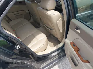 2008 Cadillac STS RWD z VIN 1G6DW67V080113935, wystawiony jako IAAI lot #42093130 z przebiegiem 223 508 mil mil oraz . Historia ofert i sprzedaży dostępna na DreamBid. Obrazek 8.