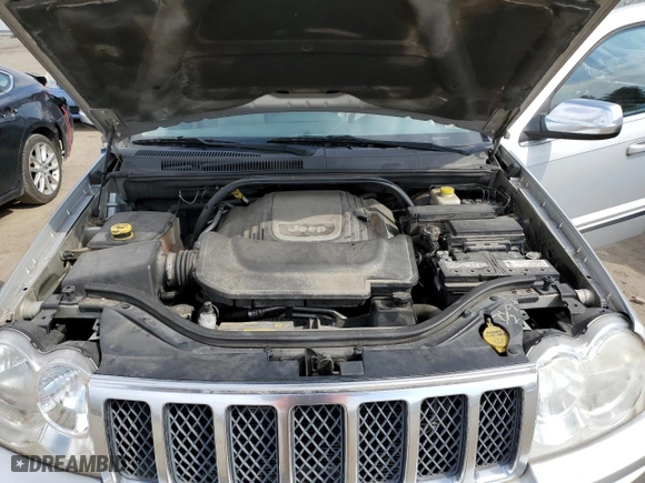 2006 Jeep Grand Cherokee Overland with VIN 1J8HR68256C326636, listed as a Copart auction lot 49686265 with 219,066 mi miles and Clean Title. Bid and sale history available at carsss.com. Image 12.