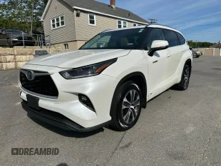 2021 Toyota Highlander Hybrid XLE with VIN 5TDGBRCHXMS530736, listed as a Copart auction lot 62230295 with 115,797 mi miles and Clean title. Bid and sale history available at DreamBid. Image 1.