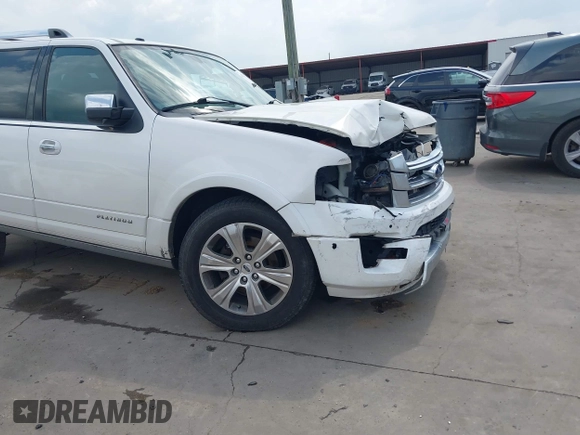 2015 Ford Expedition Platinum z VIN 1FMJU1LT8FEF18854, wystawiony jako IAAI lot #42127115 z przebiegiem 178 647 mil mil oraz . Historia ofert i sprzedaży dostępna na DreamBid. Obrazek 17.