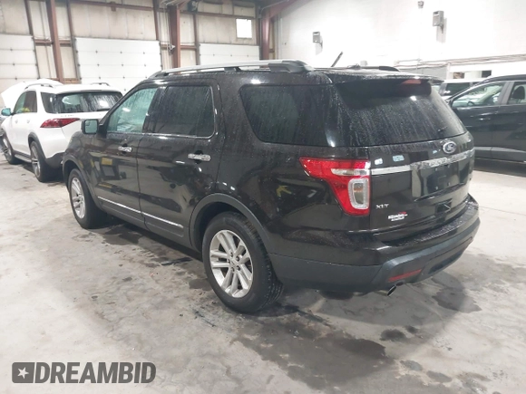 2014 Ford Explorer XLT с VIN 1FM5K7D91EGA01170, выставлен на аукционе IAAI как лот 42266372 с пробегом 92 934 миль миль и . История ставок и продаж доступна на DreamBid. Изображение 3.