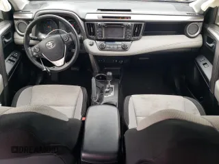 2018 Toyota RAV4 XLE z VIN JTMRFREVXJJ722554, wystawiony jako Copart lot #55285574 z przebiegiem 148 794 mil mil oraz Szkoda całkowita • Salvage title. Historia ofert i sprzedaży dostępna na DreamBid. Obrazek 8.