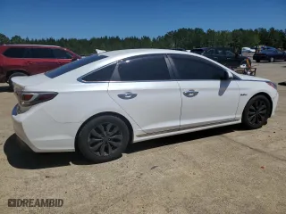 2017 Hyundai Sonata Hybrid Limited with VIN KMHE34L35HA071318, listed as a Copart auction lot 53233225 with 136,580 mi miles and Clean Title. Bid and sale history available at carsss.com. Image 3.