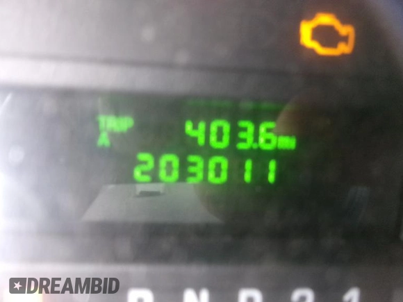 2010 Ford Econoline Cargo Commercial z VIN 1FTNE1EWXADA91640, wystawiony jako IAAI lot #42567163 z przebiegiem 203 011 mil mil oraz . Historia ofert i sprzedaży dostępna na DreamBid. Obrazek 22.