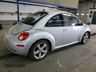 2006 Volkswagen New Beetle Coupe with VIN 3VWSW31C26M415535, listed as a Copart auction lot 47546215 with 77,387 mi miles and Salvage Title. Bid and sale history available at carsss.com. Image 3.