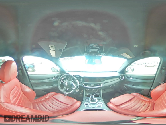 2022 Alfa Romeo Stelvio Sprint z VIN ZASPAKAN6N7D31060, wystawiony jako Copart lot #89409815 z przebiegiem Nie podano mil oraz Szkody całkowita. Historia ofert i sprzedaży dostępna na DreamBid. Obrazek 13.