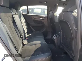 2023 Volvo C40 Plus с VIN YV4ED3GL3P2059521, выставлен на аукционе Copart как лот 54053395 с пробегом 24 902 миль миль и Списание • Salvage title. История ставок и продаж доступна на DreamBid. Изображение 11.