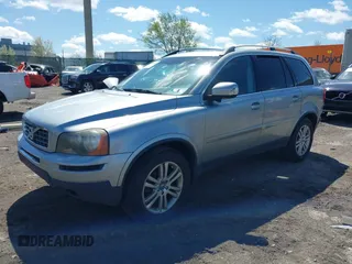 2011 Volvo XC90 I6 with VIN YV4952CZ5B1580676, listed as a IAAI auction lot 41986632 with 260,694 mi miles and . Bid and sale history available at DreamBid. Image 6.