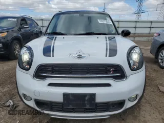 2015 MINI Countryman S with VIN WMWZC5C50FWP48737, listed as a Copart auction lot 53273845 with 110,933 mi miles and Clean Title. Bid and sale history available at DreamBid. Image 5.