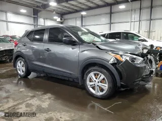 2020 Nissan Kicks S with VIN 3N1CP5BVXLL570533, listed as a Copart auction lot 48519185 with 35,926 mi miles and Salvage Title. Bid and sale history available at carsss.com. Image 4.
