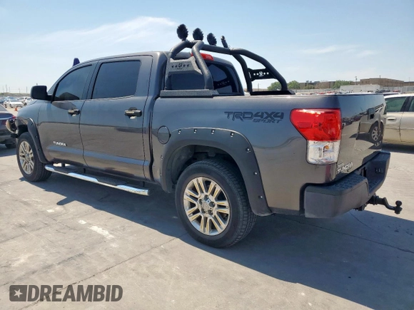 2013 Toyota Tundra z VIN 5TFEM5F16DX055332, wystawiony jako Copart lot #53103615 z przebiegiem 155 542 mil mil oraz Szkoda całkowita • Salvage title. Historia ofert i sprzedaży dostępna na DreamBid. Obrazek 2.