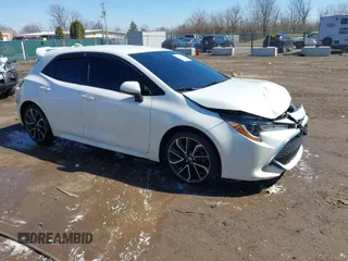 2019 Toyota Corolla Hatchback SE with VIN JTNK4RBE1K3030695, listed as a IAAI auction lot 41796275 with 92,746 mi miles. Bid and sale history available at carsss.com. Image 1.