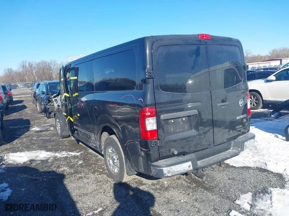2017 Nissan NV Passenger SL with VIN 5BZAF0AA4HN850383, listed as a IAAI auction lot 41310673 with 122,120 mi miles. Bid and sale history available at carsss.com. Image 3.