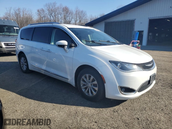 2018 Chrysler Pacifica Touring L z VIN 2C4RC1BG2JR211321, wystawiony jako Copart lot #48674735 z przebiegiem 144 769 mil mil oraz Tytuł czysty. Historia ofert i sprzedaży dostępna na DreamBid. Obrazek 4.