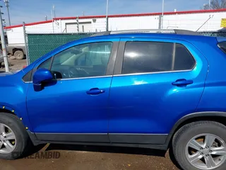 2015 Chevrolet Trax LT with VIN KL7CJRSB5FB063554, listed as a IAAI auction lot 42000938 with 131,641 mi miles. Bid and sale history available at carsss.com. Image 15.