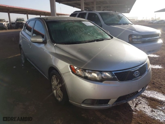 2011 Kia Forte 5-Door EX with VIN KNAFU5A21B5453574, listed as a IAAI auction lot 41693235 with 1 mi miles. Bid and sale history available at carsss.com. Image 1.