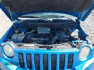 2008 Jeep Compass Sport with VIN 1J8FT47008D504995, listed as a IAAI auction lot 42091807 with Not Provided miles. Bid and sale history available at carsss.com. Image 10.