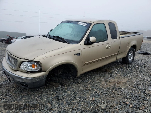 1999 Ford F-150 XL with VIN 1FTRX18L7XNB64656, listed as a Copart auction lot 84610454 with 0 mi miles and Salvage Title. Bid and sale history available at carsss.com. Image 1.