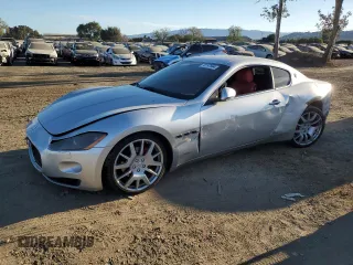 2009 Maserati GranTurismo с VIN ZAMGJ45A990042759, выставлен на аукционе Copart как лот 78197694 с пробегом 46 155 миль миль и Списание • Salvage title. История ставок и продаж доступна на DreamBid. Изображение 1.