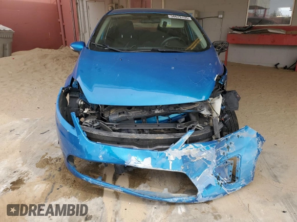 2013 Ford Fiesta SE z VIN 3FADP4EJ7DM216071, wystawiony jako Copart lot #58629155 z przebiegiem 73 407 mil mil oraz Szkoda całkowita • Salvage title. Historia ofert i sprzedaży dostępna na DreamBid. Obrazek 5.