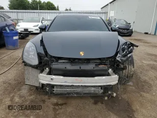 2018 Porsche Panamera 4S с VIN WP0AB2A79JL199068, выставлен на аукционе Copart как лот 60133525 с пробегом 72 003 миль миль и Списание • Salvage title. История ставок и продаж доступна на DreamBid. Изображение 5.