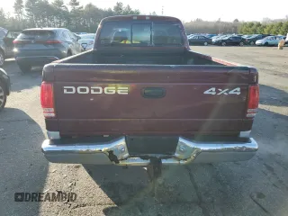2000 Dodge Dakota SLT with VIN 1B7GG22X7YS639007, listed as a Copart auction lot 84829204 with 148,408 mi miles and Salvage Title. Bid and sale history available at DreamBid. Image 6.