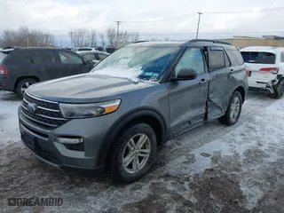 2022 Ford Explorer XLT with VIN 1FMSK8DH6NGB67409, listed as a IAAI auction lot 41455633 with 50,639 mi miles. Bid and sale history available at carsss.com. Image 17.