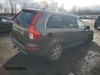2013 Volvo XC90 Premier Plus with VIN YV4952CZ6D1664637, listed as a Copart auction lot 43931965 with 200,029 mi miles and Salvage Title. Bid and sale history available at carsss.com. Image 3.