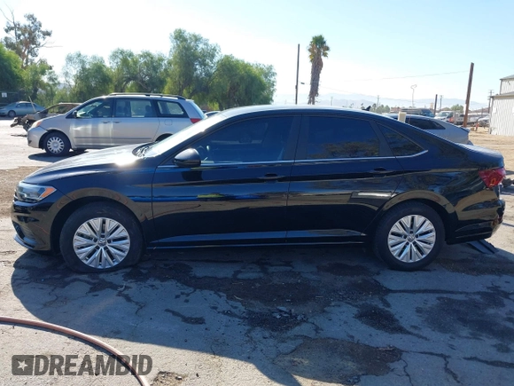 2020 Volkswagen Jetta S с VIN 3VWCB7BUXLM046580, выставлен на аукционе IAAI как лот 41109757 с пробегом 29 748 миль миль и . История ставок и продаж доступна на DreamBid. Изображение 14.