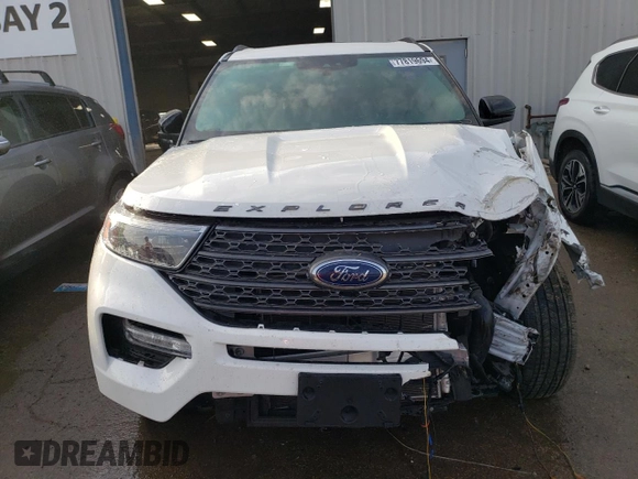 2022 Ford Explorer XLT with VIN 1FMSK8DH9NGC15548, listed as a Copart auction lot 77819694 with 23,087 mi miles and Salvage Title. Bid and sale history available at DreamBid. Image 5.