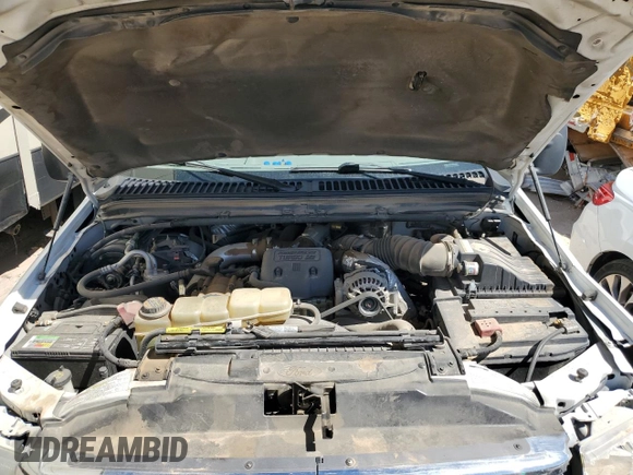2000 Ford F-250 XL с VIN 1FTNX20F7YEB31717, выставлен на аукционе Copart как лот 55279855 с пробегом 15 921 миль миль и Списание • Salvage title. История ставок и продаж доступна на DreamBid. Изображение 11.
