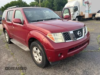 2006 Nissan Pathfinder SE z VIN 5N1AR18U16C626490, wystawiony jako Copart lot #59636845 z przebiegiem 146 267 mil mil oraz Czysty tytuł • Clean title. Historia ofert i sprzedaży dostępna na DreamBid. Obrazek 1.
