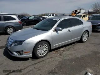 2011 Ford Fusion Hybrid with VIN 3FADP0L39BR318775, listed as a Copart auction lot 51508365 with 105,389 mi miles and Clean Title. Bid and sale history available at carsss.com. Image 1.