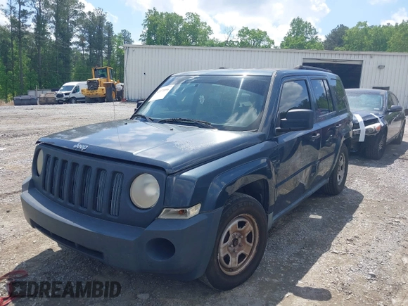 2008 Jeep Patriot Sport z VIN 1J8FT280X8D562129, wystawiony jako IAAI lot #42071896 z przebiegiem 203 212 mil mil oraz . Historia ofert i sprzedaży dostępna na DreamBid. Obrazek 2.