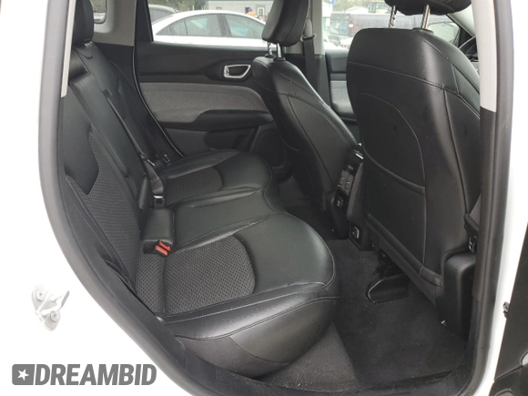 2022 Jeep Compass Altitude with VIN 3C4NJCBB0NT182568, listed as a Copart auction lot 85894384 with 43,571 mi miles and Salvage title. Bid and sale history available at DreamBid. Image 11.
