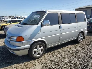 2001 Volkswagen EuroVan MV with VIN WV2MB47071H128880, listed as a Copart auction lot 48175195 with 182,488 mi miles and Clean Title. Bid and sale history available at DreamBid. Image 1.