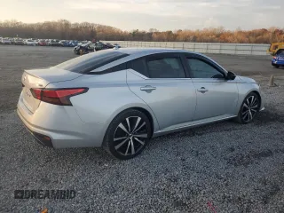 2022 Nissan Altima SR with VIN 1N4BL4CVXNN335359, listed as a Copart auction lot 85569084 with 108,461 mi miles and Salvage Title. Bid and sale history available at DreamBid. Image 3.