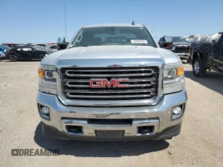 2016 GMC Sierra 2500HD SLT z VIN 1GT12TE84GF263081, wystawiony jako Copart lot #52894245 z przebiegiem 137 673 mil mil oraz Szkoda całkowita • Salvage title. Historia ofert i sprzedaży dostępna na DreamBid. Obrazek 5.