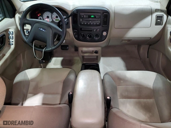 2003 Ford Escape XLS Popular with VIN 1FMYU92153KC42188, listed as a Copart auction lot 81916134 with 27,143 mi miles and Clean Title. Bid and sale history available at carsss.com. Image 8.
