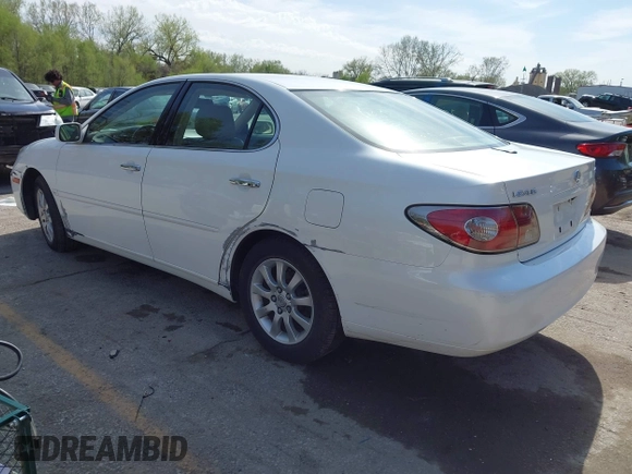 2004 Lexus ES 350 with VIN JTHBA30G945001806, listed as a IAAI auction lot 42027534 with 132,323 mi miles and . Bid and sale history available at DreamBid. Image 3.