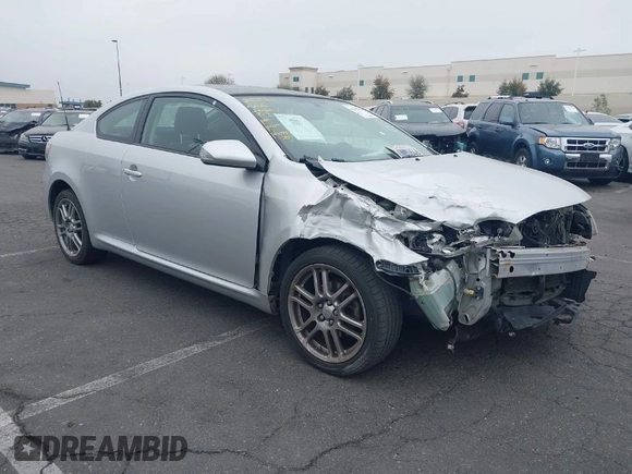 2010 Scion tC with VIN JTKDE3B70A0319343, listed as a IAAI auction lot 41985804 with 133,595 mi miles. Bid and sale history available at carsss.com. Image 1.