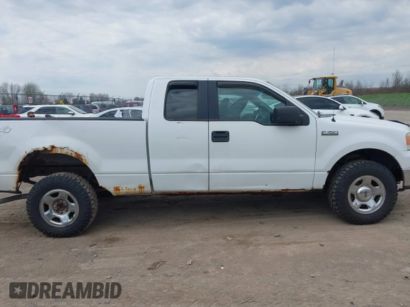 2006 Ford F-150 STX with VIN 1FTRX14W36FB55882, listed as a IAAI auction lot 42113485 with 126,492 mi miles. Bid and sale history available at carsss.com. Image 13.