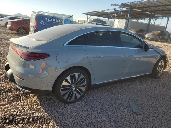 2024 Mercedes-Benz EQE 350+ z VIN W1KEG2BB5RF057161, wystawiony jako Copart lot #75678954 z przebiegiem 719 mil mil oraz Szkoda całkowita • Salvage title. Historia ofert i sprzedaży dostępna na DreamBid. Obrazek 3.