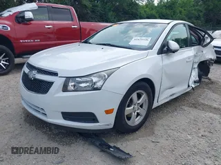 2014 Chevrolet Cruze 1LT with VIN 1G1PC5SB1E7184955, listed as a IAAI auction lot 42425326 with 144,600 mi miles and . Bid and sale history available at DreamBid. Image 19.