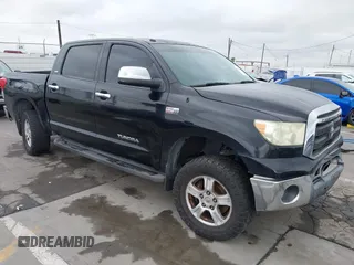 2011 Toyota Tundra z VIN 5TFEY5F19BX110938, wystawiony jako IAAI lot #42442539 z przebiegiem 235 056 mil mil oraz . Historia ofert i sprzedaży dostępna na DreamBid. Obrazek 1.